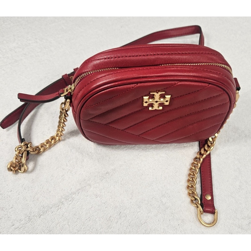 Tory Burch Fleming Soft Camera Bag – Red Quilted Leather – Gold Hardware - Picture 10 of 11